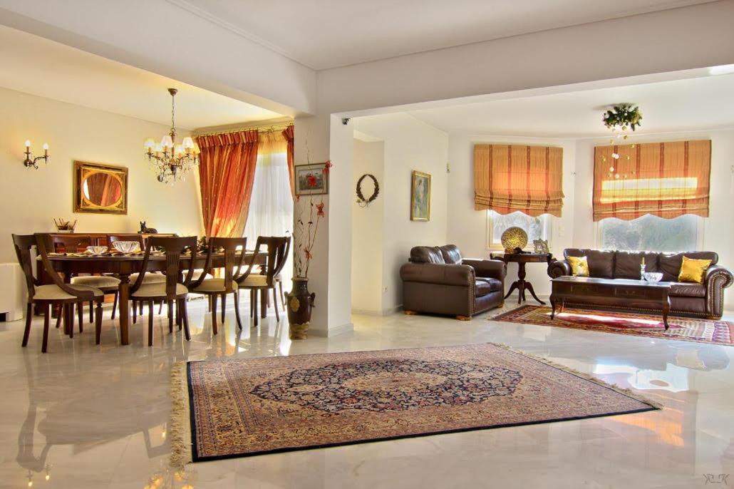 In White Villa Lagonisi Luaran gambar